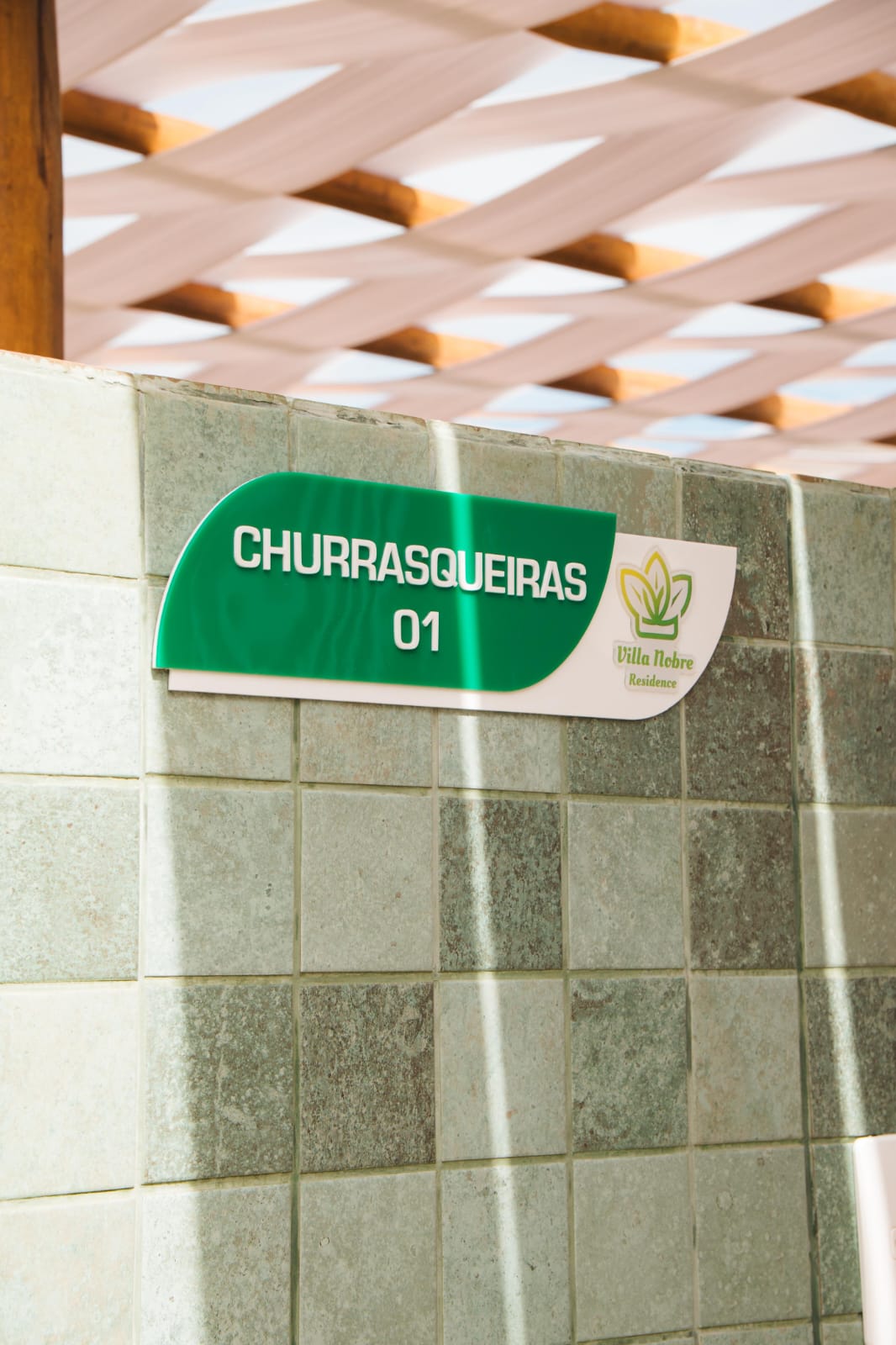 Área de churrasqueiras
